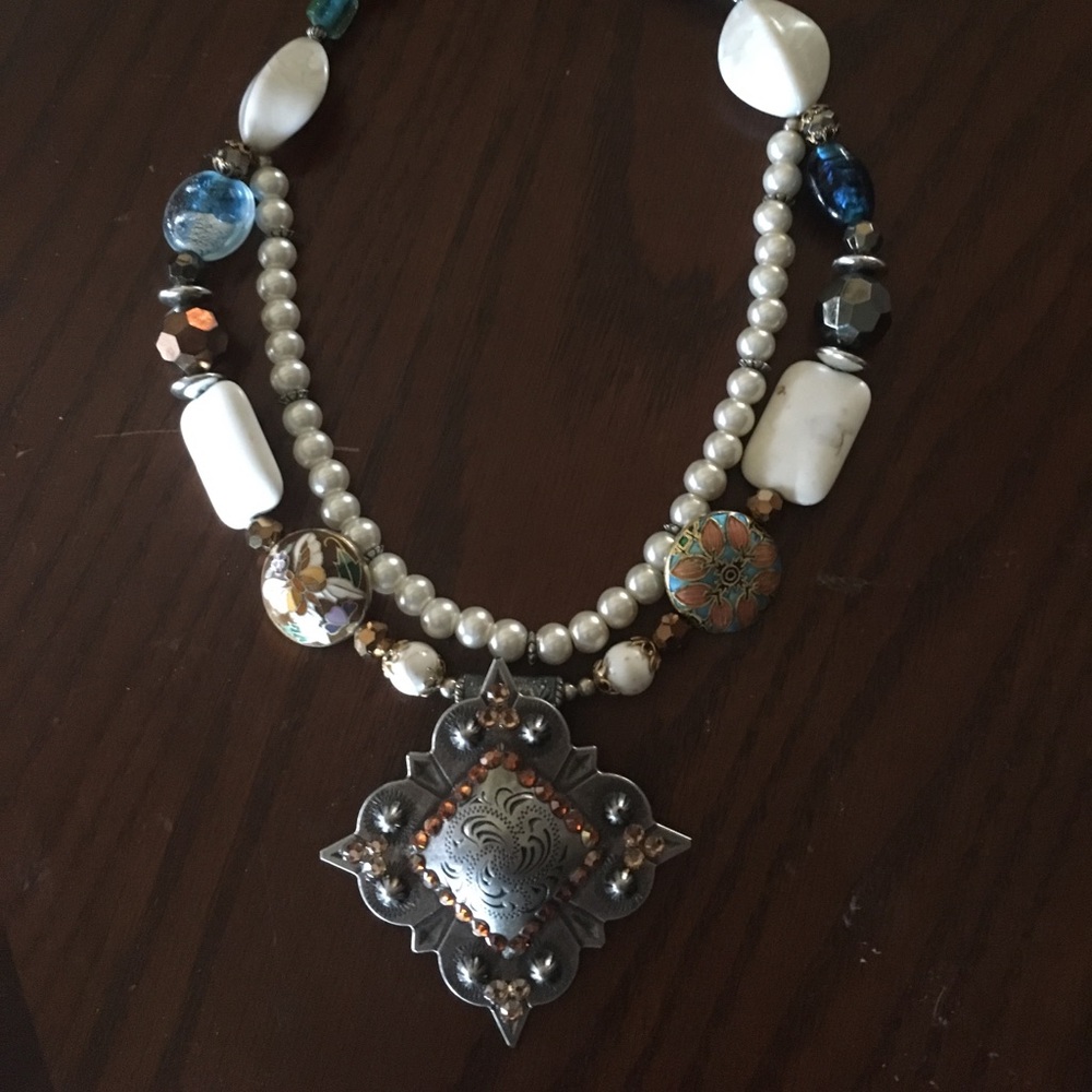 Necklace bling